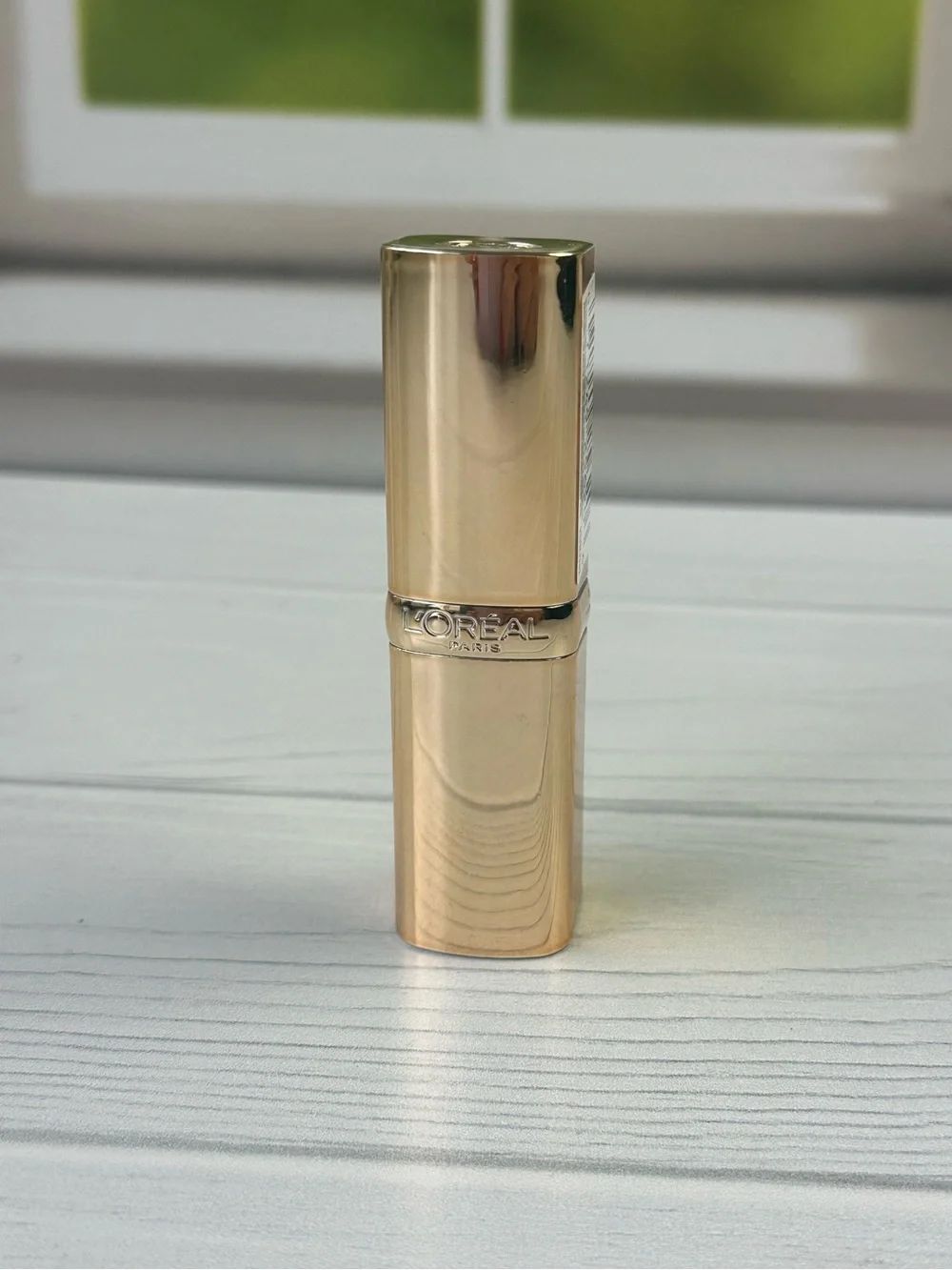 L’Oréal Ballerina Shoes 135 Colour Rich Lipstick Pearl